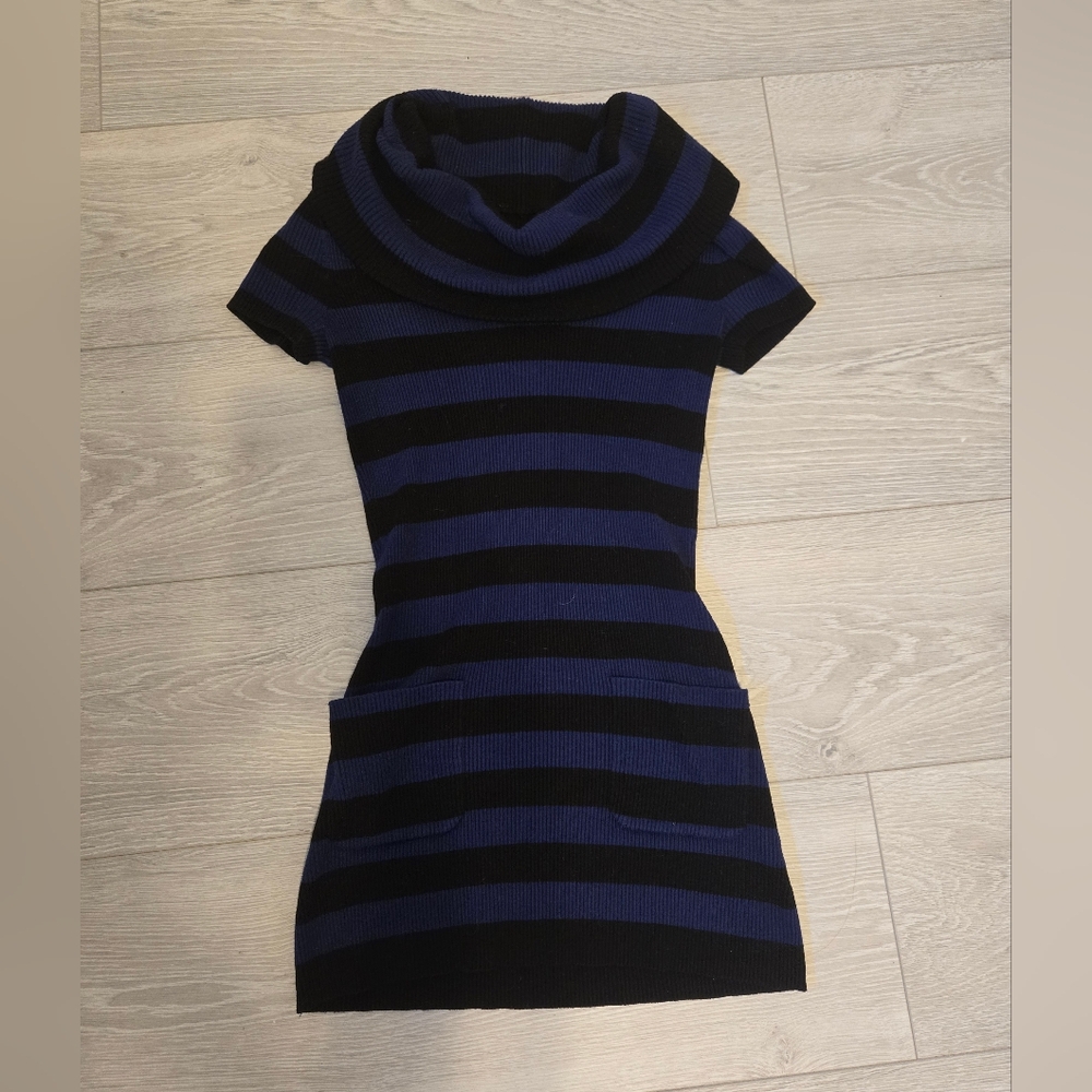 INC International Concepts Blue and Black Knit Top